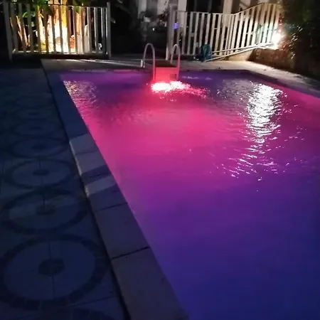 فندق مبيت وإفطار Les Bichettes Mortagne-sur-Sevre